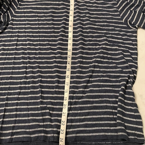 Soft-Washed Crew-Neck T-Shirt for Men Navy stripe - Size Large - Picture 5 of 7